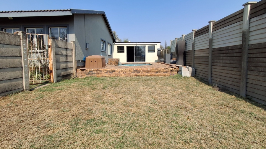 3 Bedroom Property for Sale in Sasolburg Ext 11 Free State
